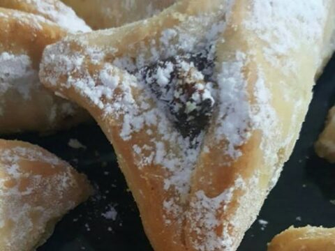 אוזני המן במילוי תמרים ונגיעות שוקולד מריר_מתכון של זקלין פדלון – מאסטר מתכונים