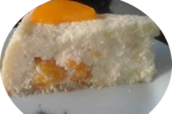 עוגת גבינת פילדלפיה ואפרסקים