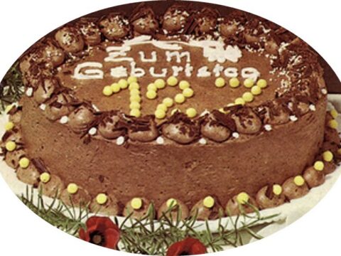 עוגת יום הולדת