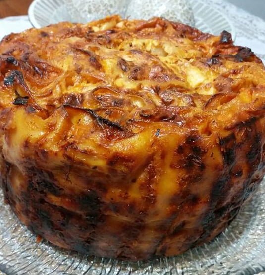 קנלוני עם גבינות ובטטה בצורת עוגה
