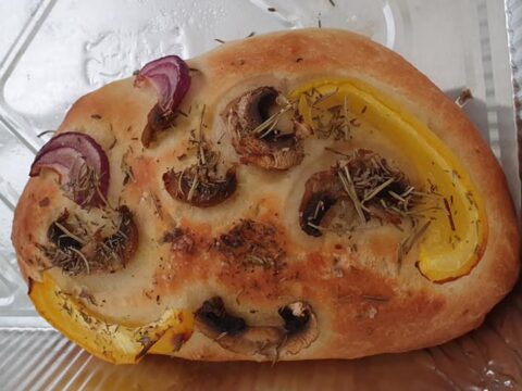 פוקצ'יה אוורירית וטעימה_מילן וקנין