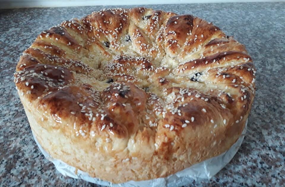 עוגת שמרים במילוי גבינה_תהילה גיל
