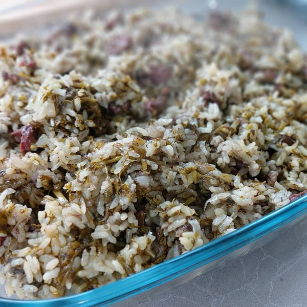 באחש – תבשיל אורז בוכרי עם בשר ומלא מלא ירוקים