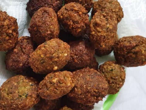 פלאפל אמיתי שלא תפסיקו להכין כמו במסעדות_מילן וקנין