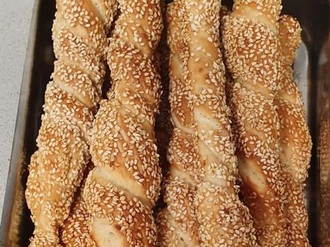 מקלות בייגלה(סימיט) בציפוי סילאן ושומשום_יפה וקס ברקו