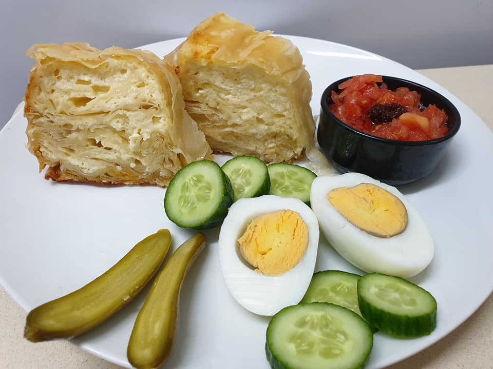 מתכון כתוב + סרטון המחשה להכנת בניצה ❤ מאפה טורקי …טעים וקל_מתכון של  ירדנה ג'נאח