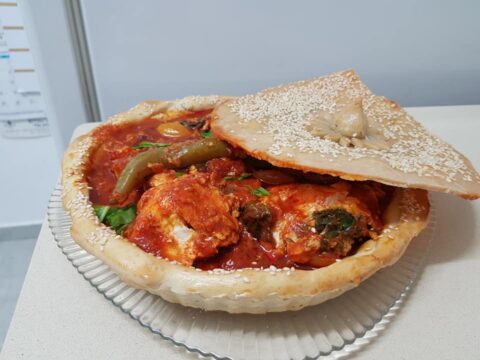 שקשוקה פטריות ותרד בהגשה אחרת_מתכון של  ירדנה ג'נאח