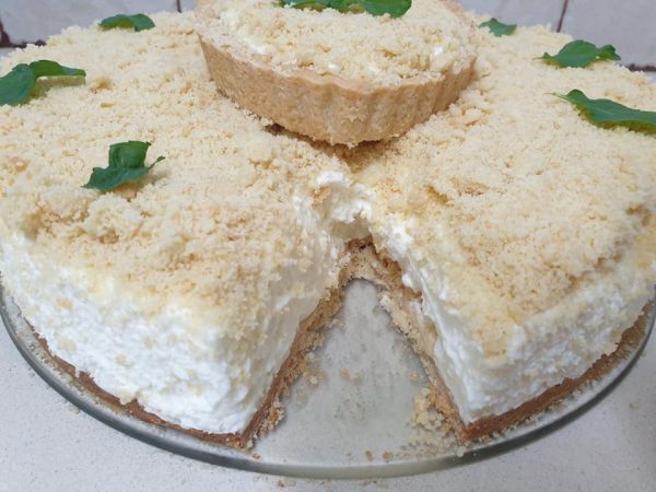 עוגת גבינה ופירורים_מתכון של  ירדנה ג'נאח