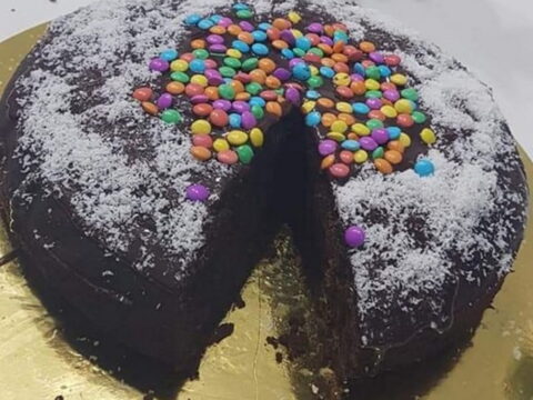 עוגת שוקולד הכול בקערה אחת ולאפות_מתכון של טובה ניסים