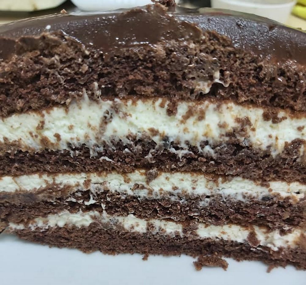 מתכון כתוב + סרטון המחשה להכנת עוגת מוס שוקולד מצופה בגנאש שוקולד ,4 שכבות של עונג🍫🍫_מתכון של גיטה סלע