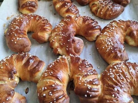 מאפה שמרים גבינה עם מלית וניל_מתכון של רחל עינב