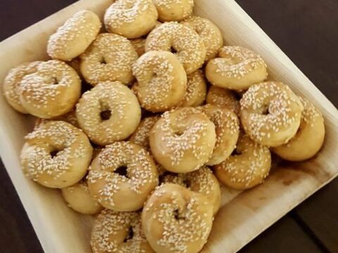 כעכים (כעכ) שמנמניים וקרנציים_מתכון של עליזה ששון