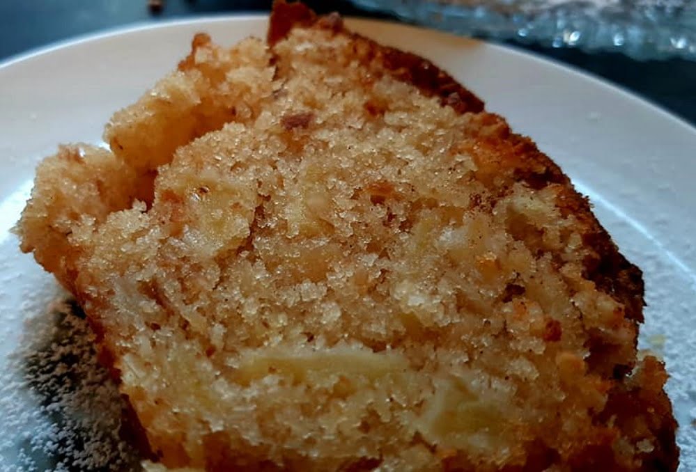 עוגת תפוחים קריספית טעימה_מתכון של ברכה זולינג (Ba Su)