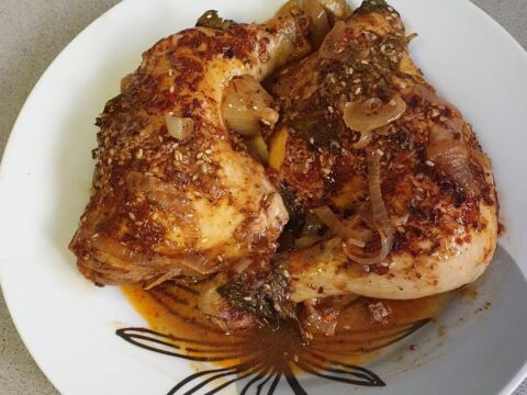 כרעיים מתובלות בשקית קוקי בתנור