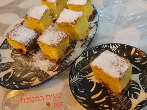 עוגה בחושה עם דובדבני אמרנה_מתכון של רוז טעים במטבח אוחנה – מאסטר מתכונים