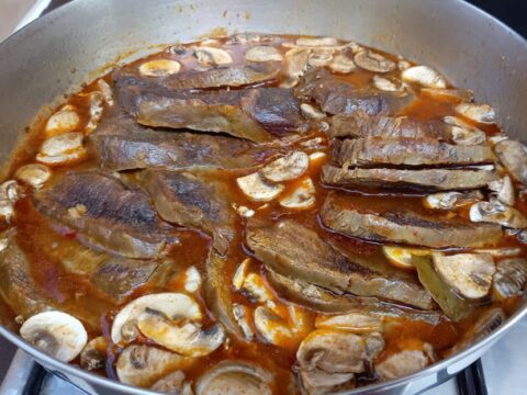 צלי בשר בתוספת פטריות טריות🧅🍄🧄🍖🥩_מתכון של תהילה גיל – מאסטר מתכונים