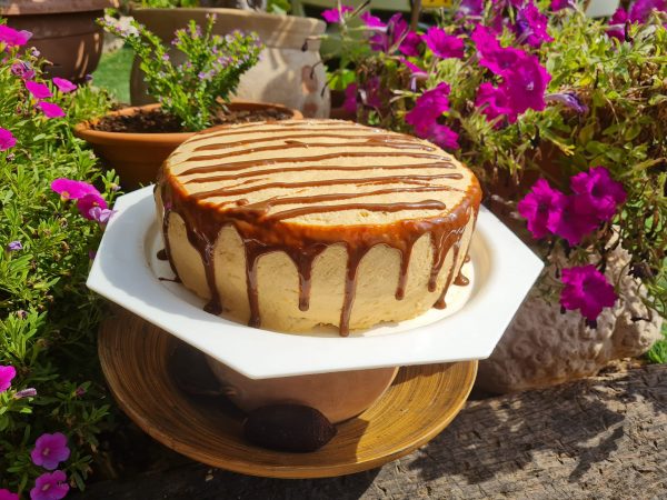 עוגת טורט וקרם ריבת חלב_מתכון  של אפרת מילוא טויטו – מאסטר מתכונים