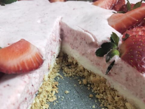 עוגת גבינה 🍓מוס תות שדה🍓_מתכון של אריה רוזנשטוק – מאסטר מתכונים
