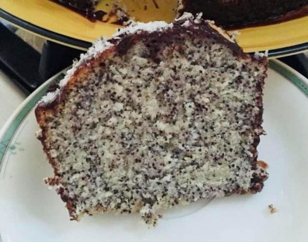 עוגת פרג גבוהה, טעימה, פרווה וקלה להכנה👇_מתכון של רוית זוהר פיטוסי – מאסטר מתכונים