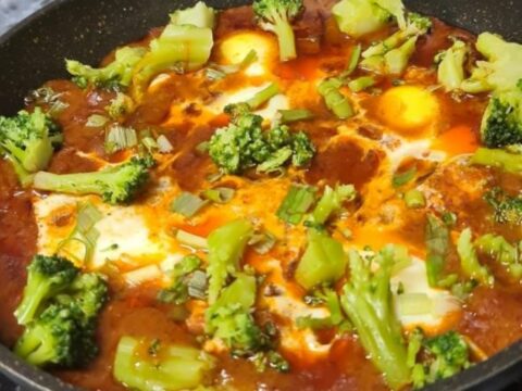 שקשוקה חריפה אש🌶🌶עם ברוקולי🥦🥦_מתכון של זקלין פדלון – מאסטר מתכונים