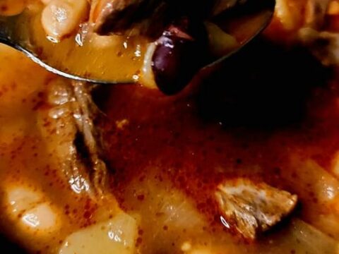 🥣 מרק שעועית, גרגירי חומוס,תפוחי אדמה ונתחי בקר נמסים בפה…המרק המושלם_מתכון של עמית קריספין ( המטבח של עמית ) – מאסטר מתכונים