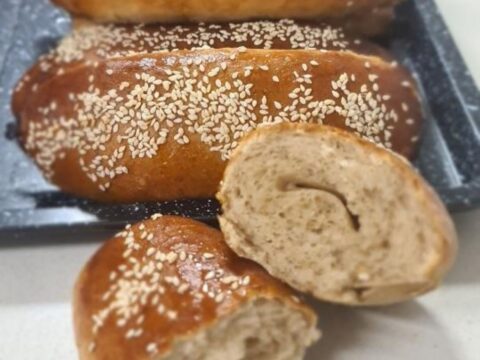 לחמניות אצבע מתוקות עם קמח כוסמין לבן 80% בציפוי סירופ סוכר_מתכון של זקלין פדלון – מאסטר מתכונים