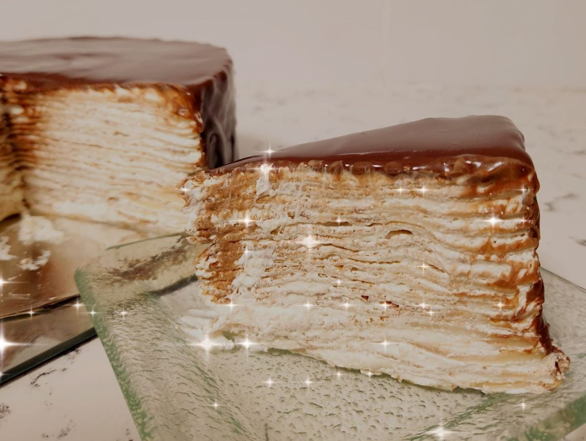 עוגת פנקייק עם קצפת וציפוי שוקולד_מתכון של אורנה שונם – מאסטר מתכונים