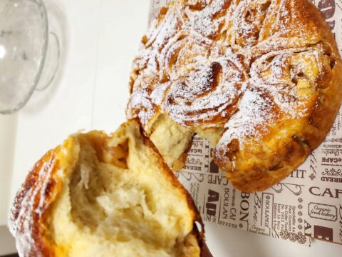 מאפה שמרים 🥧תפוחים 🍏🍏וקינמון_מתכון של אורנה שונם – מאסטר מתכונים