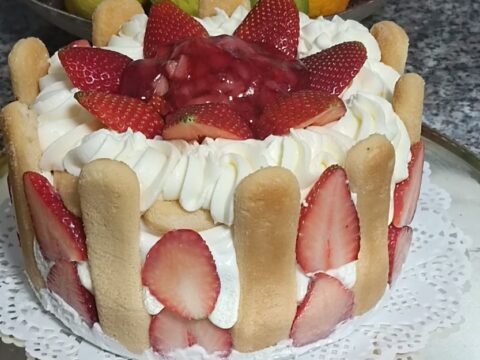 עוגת גבינה בישקוטים ותות שדה 🍓🍓🍓_מתכון של אריה רוזנשטוק – מאסטר מתכונים