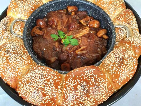 צלי כתף עם ערמונים ופטריות + לחמניות_מתכון  של אורה ארגוב – מאסטר מתכונים