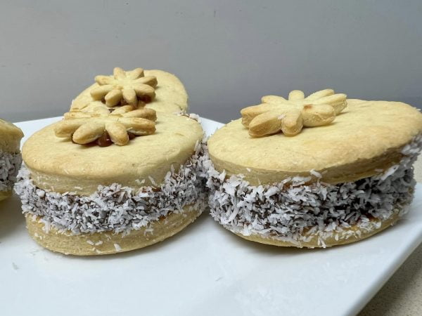 עוגיות / עוגת אלפחורס_מתכון של ירדנה ג'נאח – מאסטר מתכונים