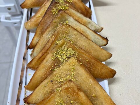 פרוסת לחם ממולאת אגוזים … מעדן__מתכון של ירדנה ג'נאח – מאסטר מתכונים
