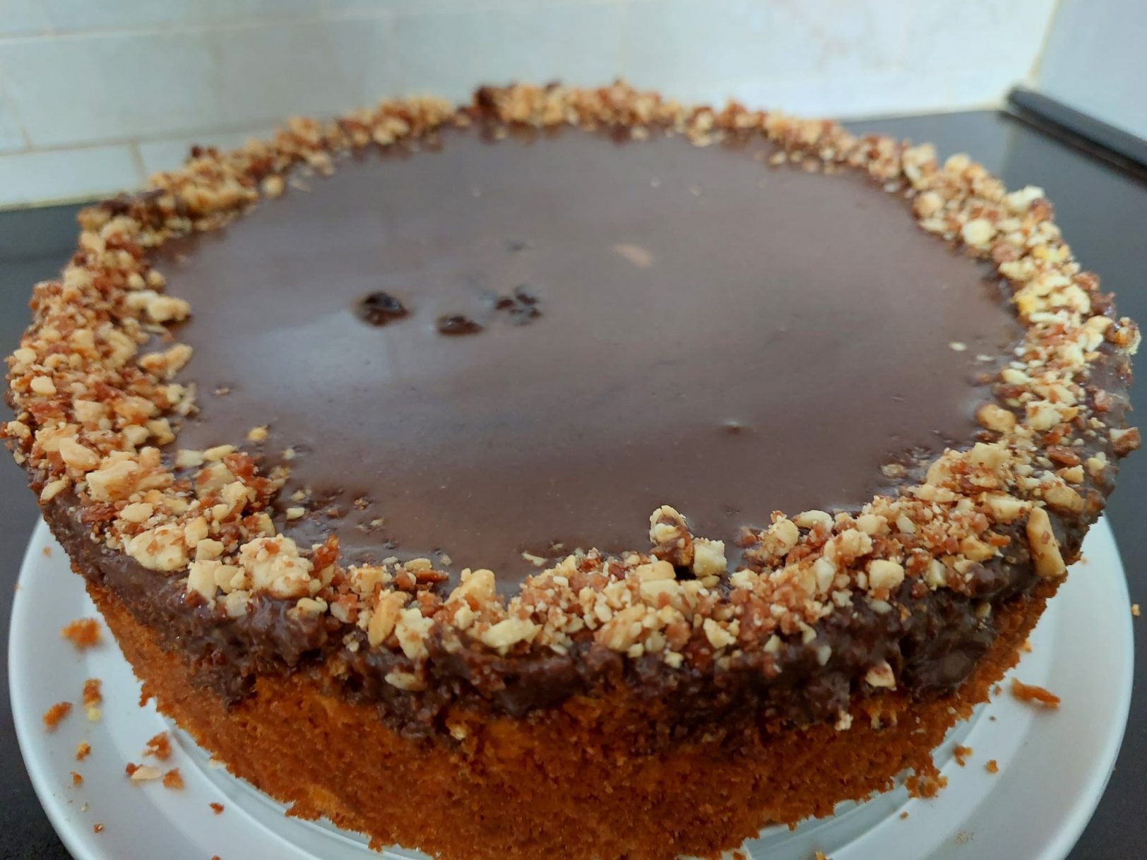 עוגת שיש/ גזר ושוקולד ללא גלוטן עטופה בגאנש_מתכון של אורנה ועלני – מאסטר מתכונים