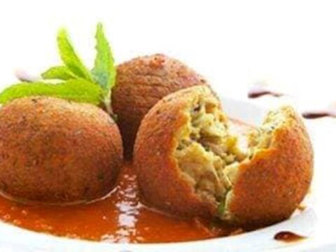 כדורי ארנצ'ני…קציצות אורז ממולאות גבינות_מתכון של שף מיכה כלפה – מאסטר מתכונים