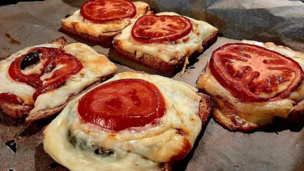 מאפה "לחם פיצה"_מתכון של ברכה זולינג – מאסטר מתכונים