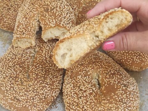 בייגל קריספי כמו של מאפיה 😋_מתכון של אסתי – מאסטר מתכונים