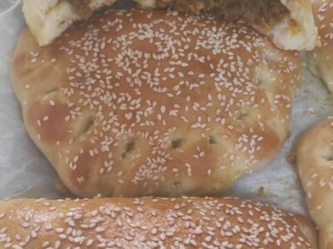 לחמניות במילוי בשר_מתכון של אסתי זוהר מטבח אותנטי – מאסטר מתכונים