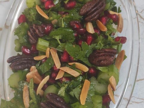 סלט סלרי רימון ופקאן_מתכון של אסתי זוהר מטבח אותנטי – מאסטר מתכונים