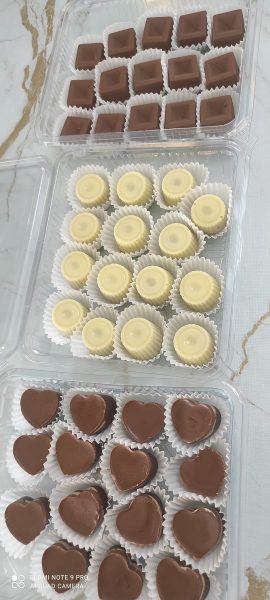 פרנילים במילוי פיסטוק ופקאן_מתכון של אסתי זוהר מטבח אותנטי – מאסטר מתכונים