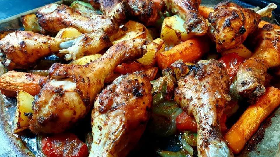 🍗 שוקי עוף בתנור עם ירקות וסילאן _מתכון של ברכה זולינג – מאסטר מתכונים