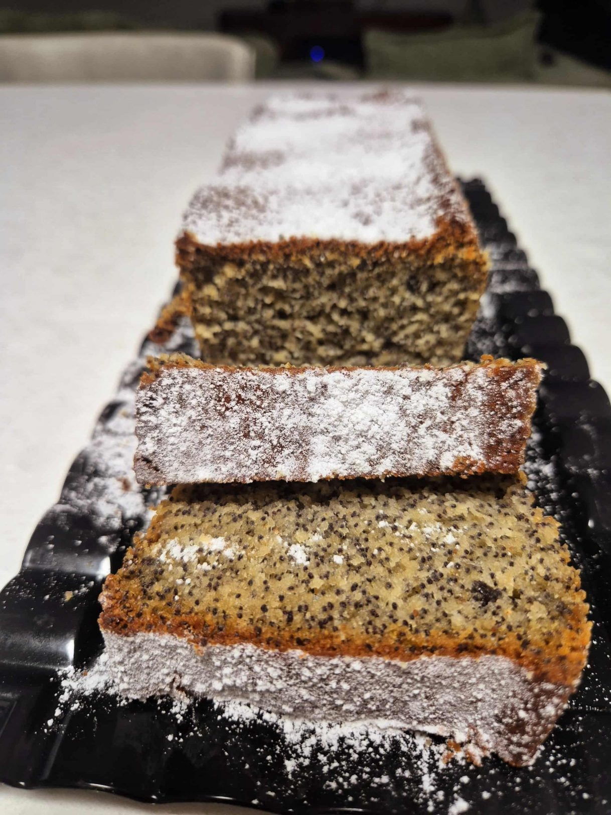 עוגת פרג בחושה_מתכון של צופית בן יוסף – מאסטר מתכונים