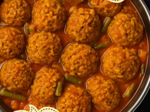 🌿✨🥄 קציצוני אורז – ברוטב חצילים ושעועית ירוקה 🥄✨🌿