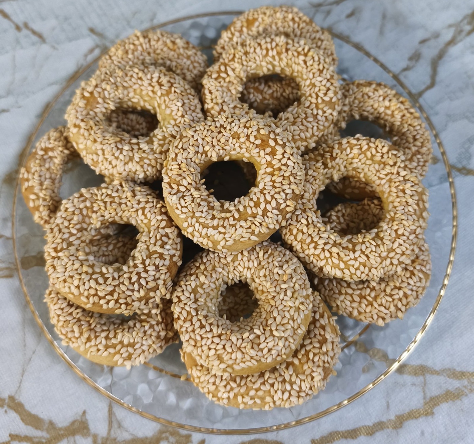 כעכים מלוחים בציפוי שומשום .. פריכות ממש 🔥_מתכון של אסתי זוהר מטבח אותנטי – מאסטר מתכונים👇