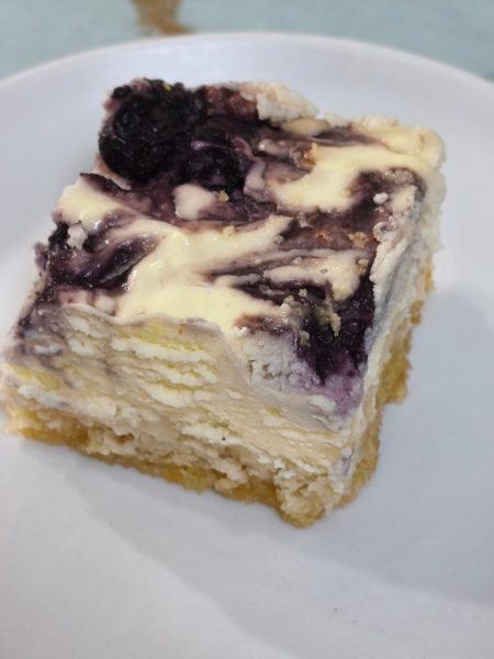 חיתוכיות גבינה ואוכמניות 🫐 _מתכון של אסתי זוהר מטבח אותנטי – מאסטר מתכונים