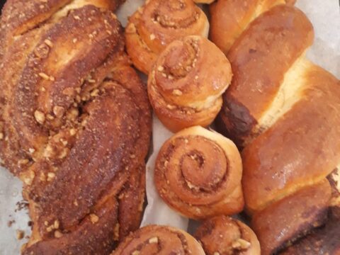עוגת שמרים…במלית …מה שאוהבים !!! ☕🌷🥐🥖🥞 בצק מצוין שאפשר למלא ולעצב איך שאוהבים של "מיקי שמו" שאני לא מפסיקה לאפות !!_מתכון של תהילה גיל – מאסטר מתכונים