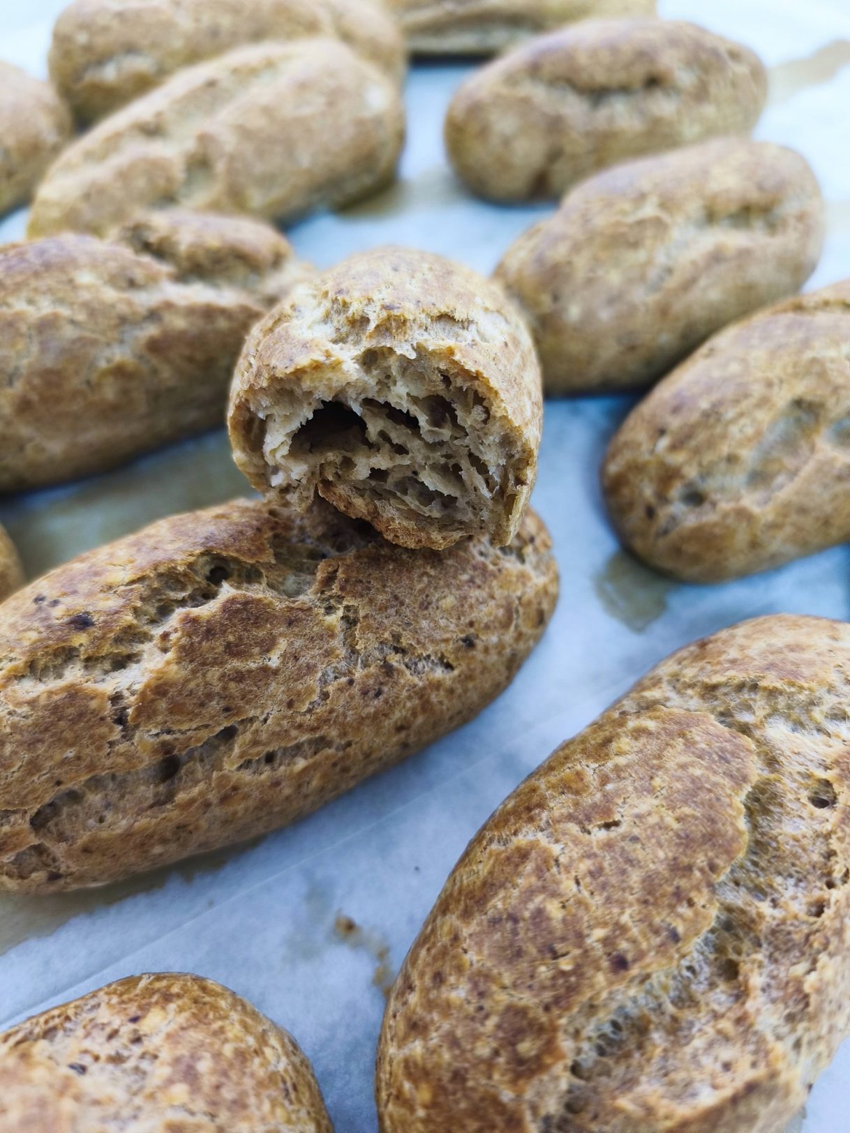 לחמניות לפסח_מתכון של אסתי זוהר מטבח אותנטי – מאסטר מתכונים👇