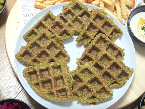 פלאפל בלגי ביתי (במכשיר וופל)_מתכון של ליאת קאדר
