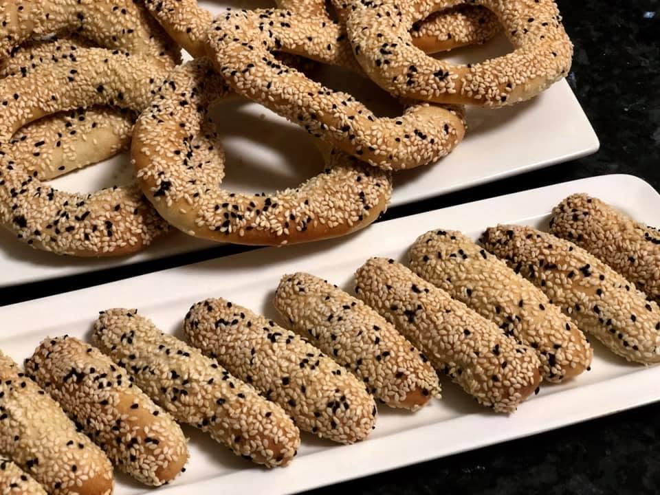 אצבעות וטבעות בייגל בשומשום וקצח_מתכון של ליאת קאדר