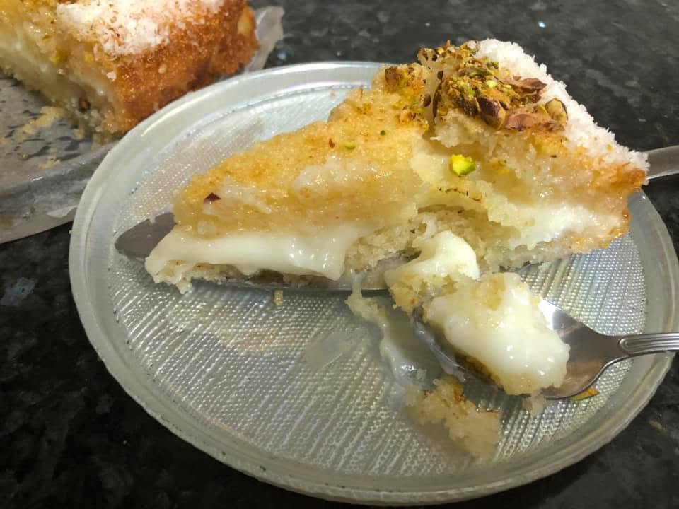 עוגת בסבוסה במילוי מלבי