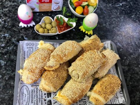 קובניות במילוי גבינה (ריף על הריף)_מתכון של ליאת קאדר